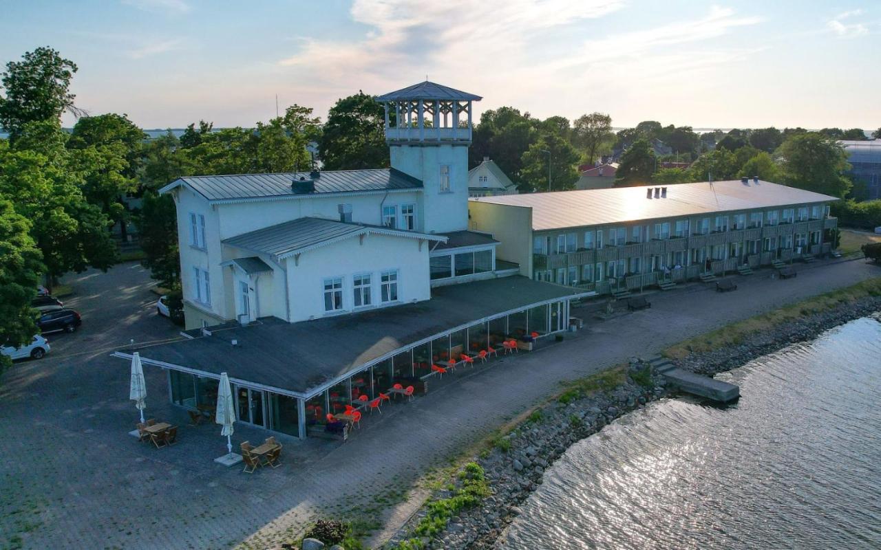 Hotel Promenaadi Haapsalu Eksteriør bilde