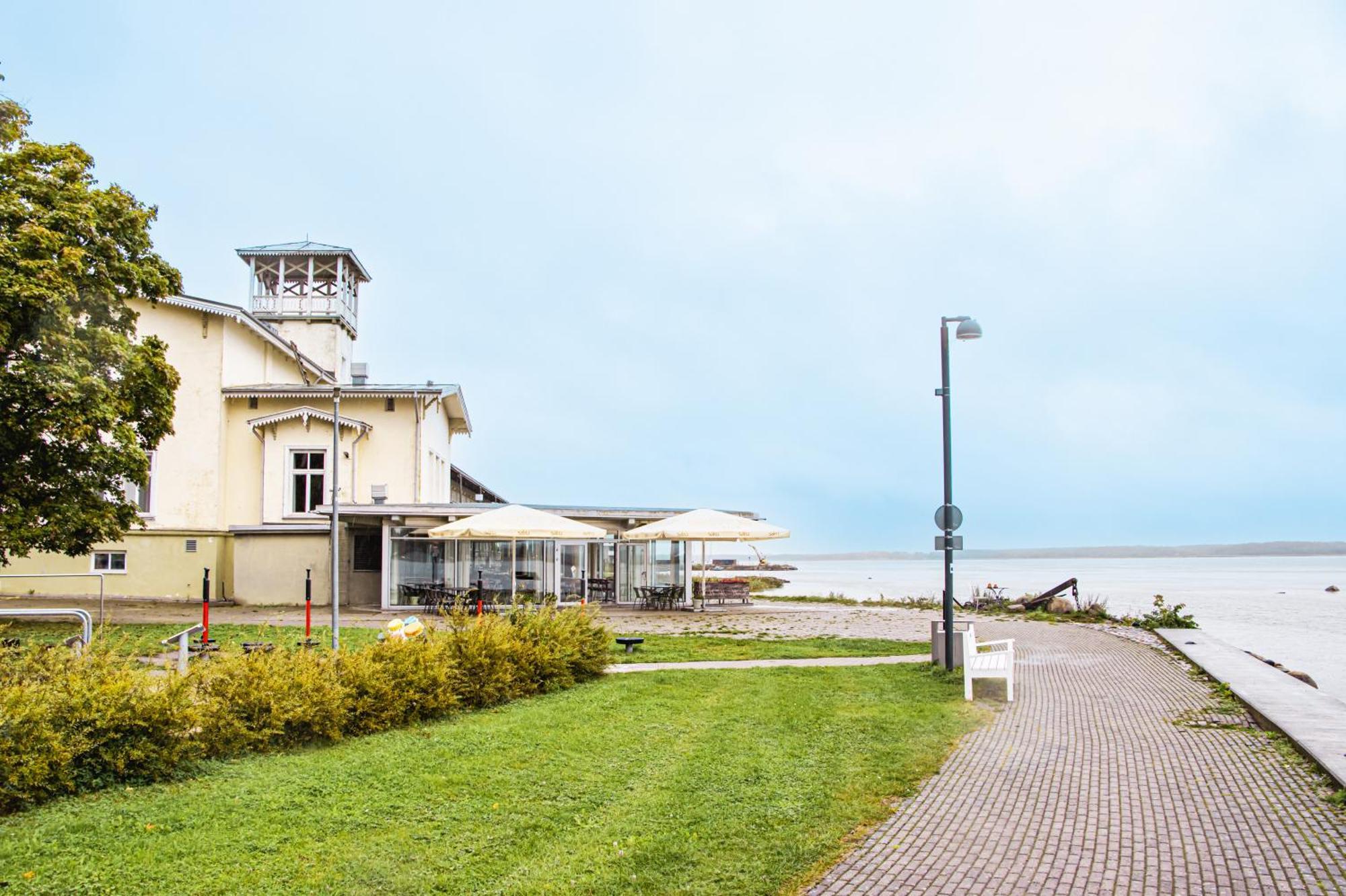 Hotel Promenaadi Haapsalu Eksteriør bilde
