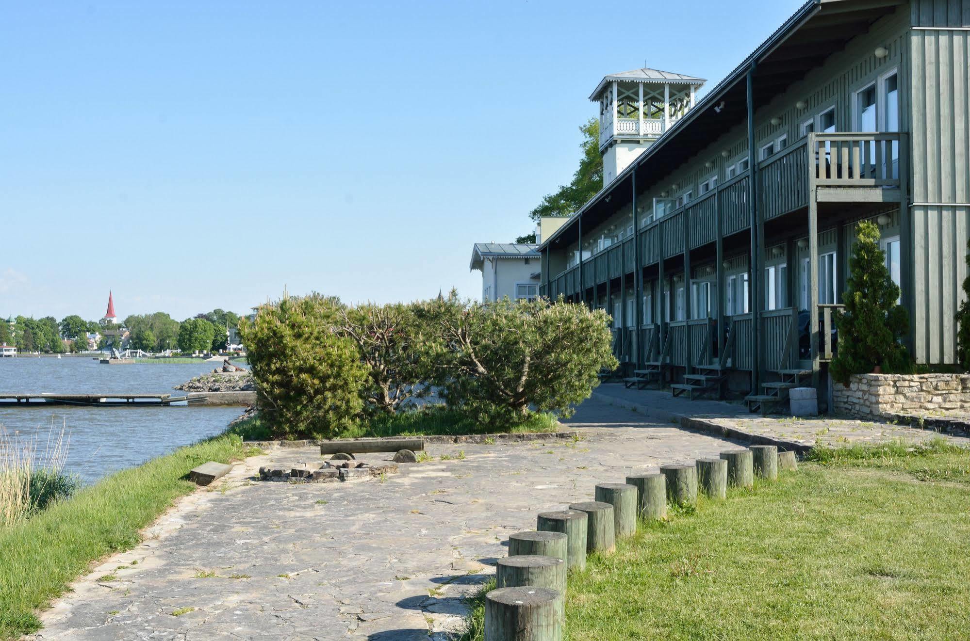 Hotel Promenaadi Haapsalu Eksteriør bilde